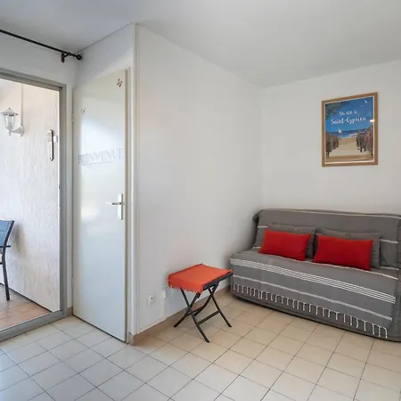 Les Capitelles - Avec Acces Direct A La Apartment *