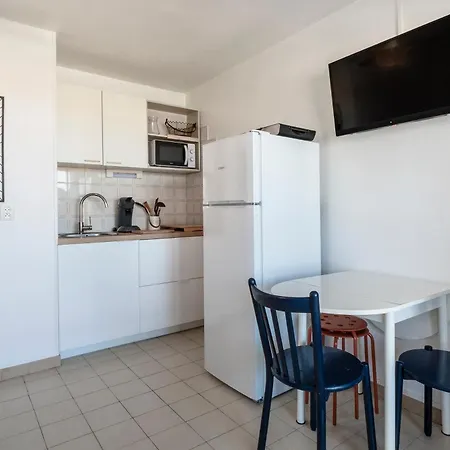 Apartment Les Capitelles - Avec Acces Direct A La *